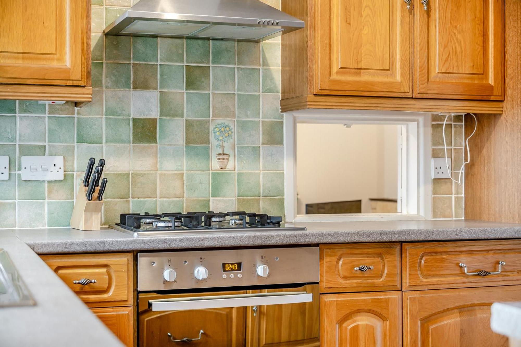 Elvington - Family-friendly Cheerful House At The Heart Of The Cotswolds *