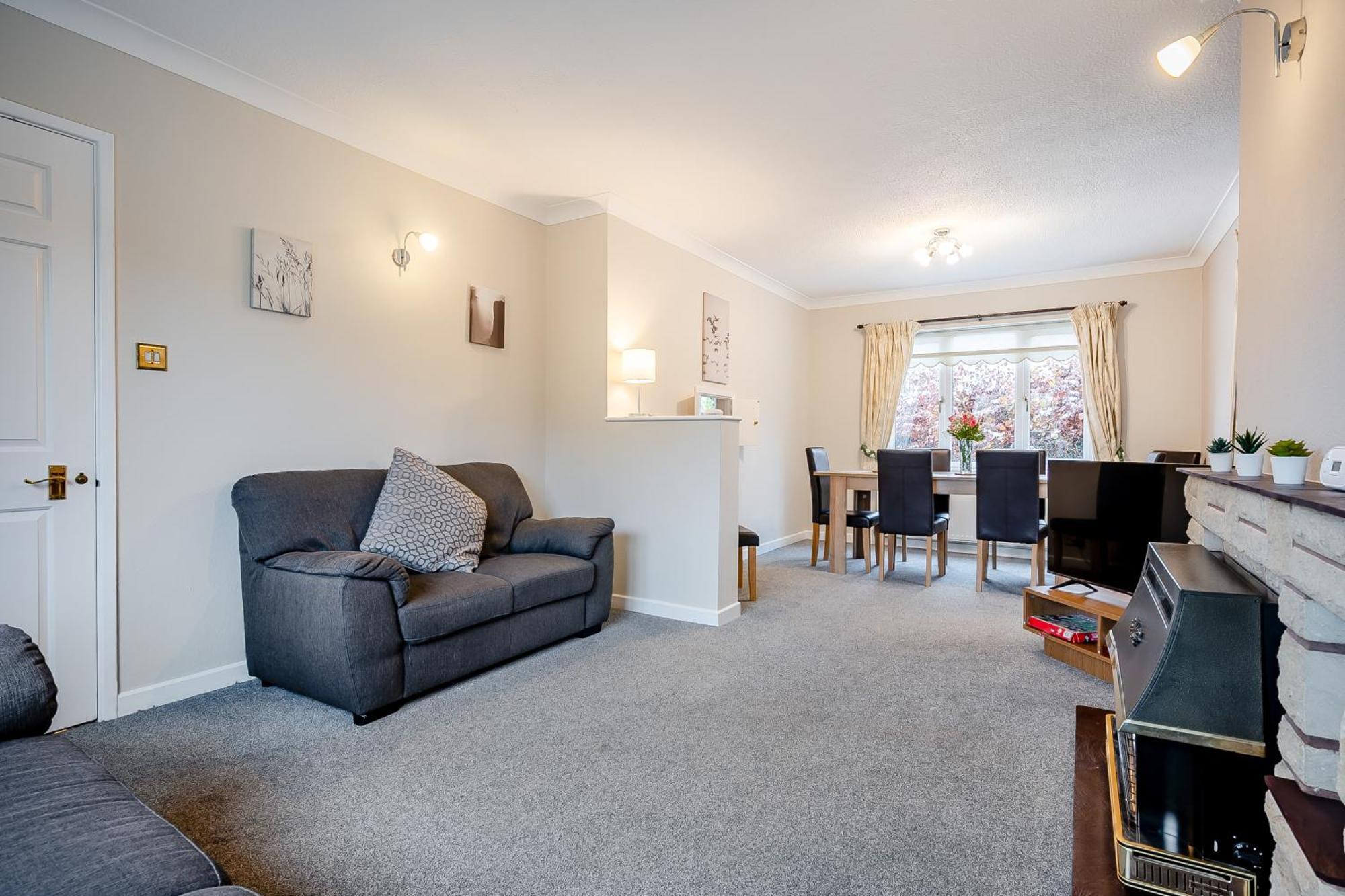 Elvington - Family-friendly Cheerful House At The Heart Of The Cotswolds Holiday home Bourton-on-the-Water